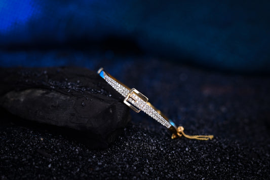 GOLD BANGLE