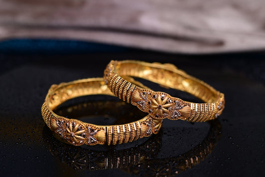 FANCY BANGLE