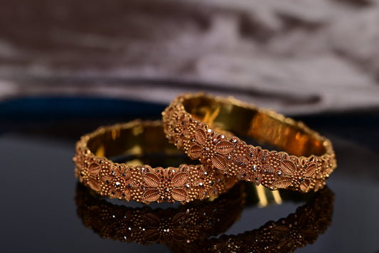 FANCY BANGLE
